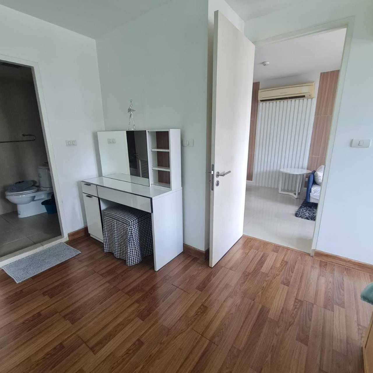 Spacious In Bkk דירה *