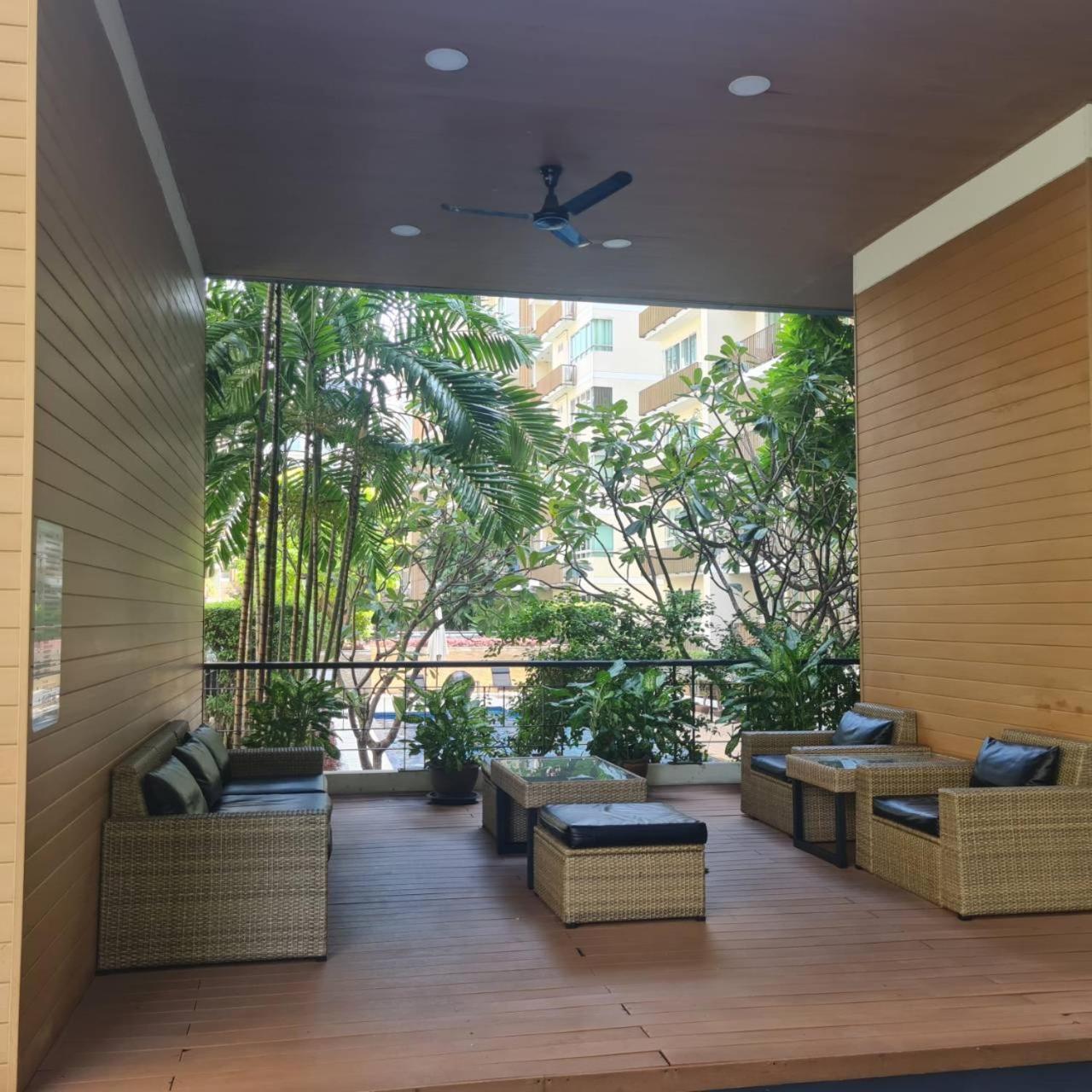 Spacious In Bkk * בנגקוק